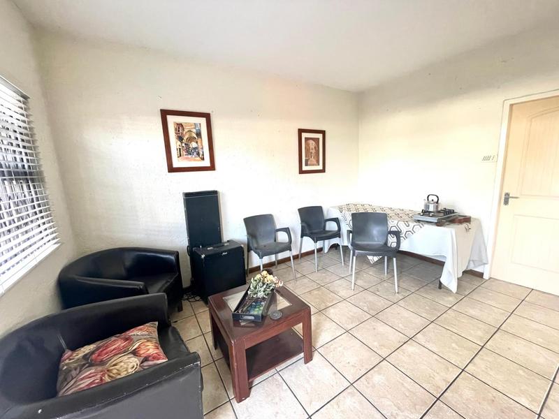 2 Bedroom Property for Sale in Bult West North West